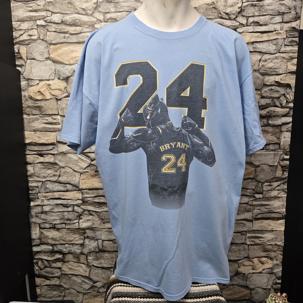 Fruit of the Loom XL Light Blue Kobe Bryant 24 Y2K NBA  Graphic TShirt